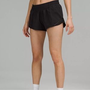 Lululemon black 2.5 inch shorts